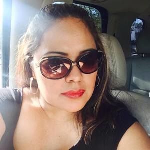 Meet your Posher, Neida